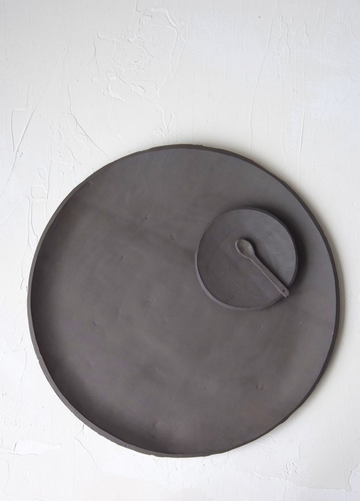 14 inch Orb Platter in Black