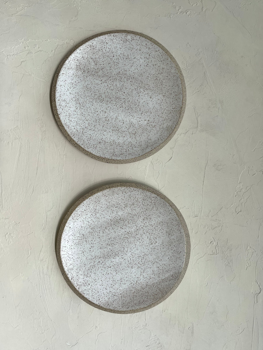 8.5" Orb Plate in Heavy Satin Oat