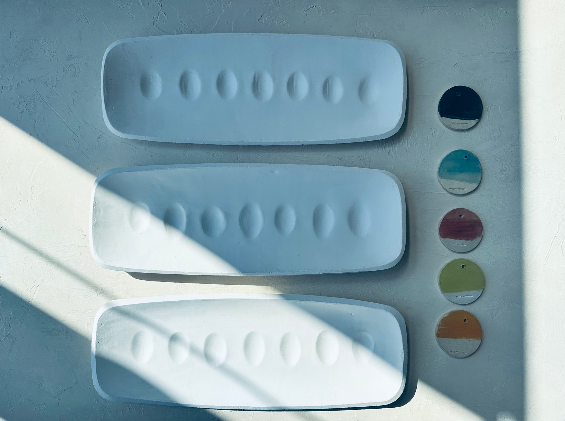 Paint-Your-Own-Deviled Egg Tray Session