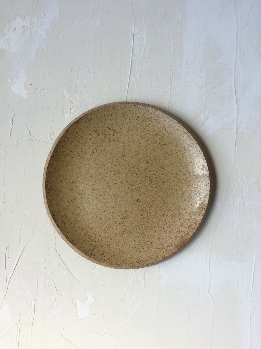 8.5 inch Orb Plate in Sand