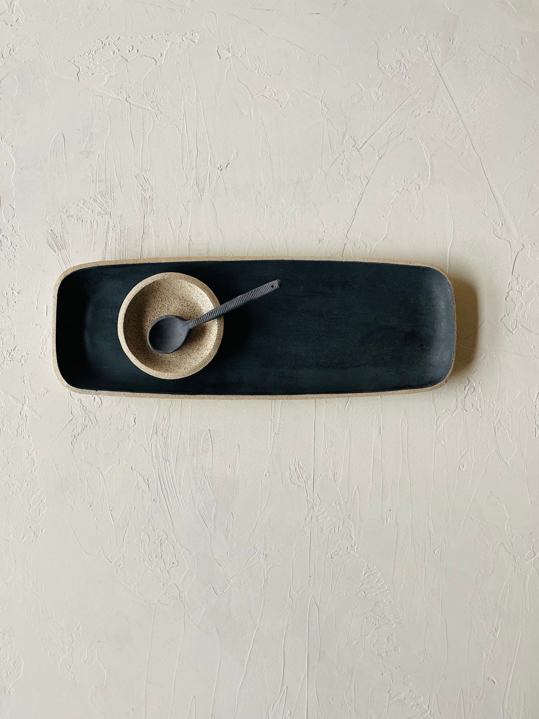 Elongated Serving Platter in Black & Tan